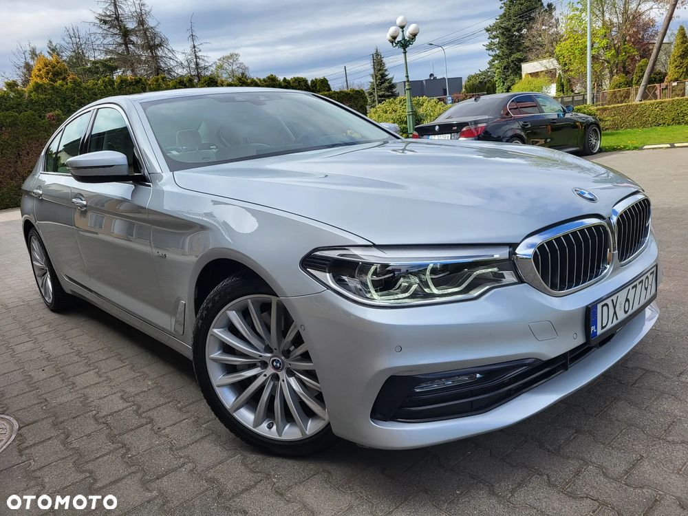 BMW Seria 5 540i xDrive Luxury Line - 6