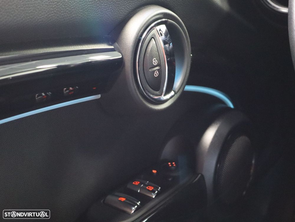 MINI Cabrio Cooper Auto - 19