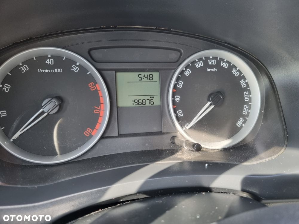 Skoda Fabia - 2