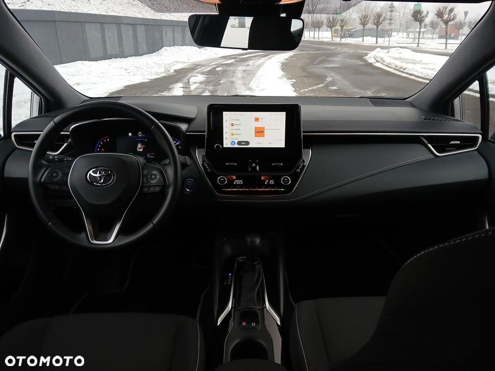 Toyota Corolla 2.0 Hybrid Comfort - 12