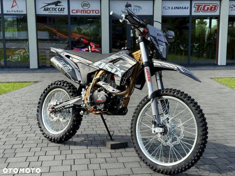 ASIX XB-88 250cc - 18