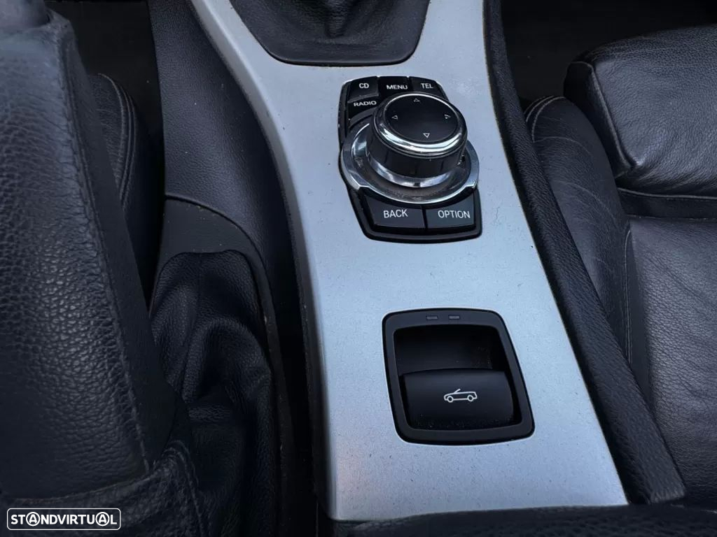 BMW 320 d Coupe Edição M - 34