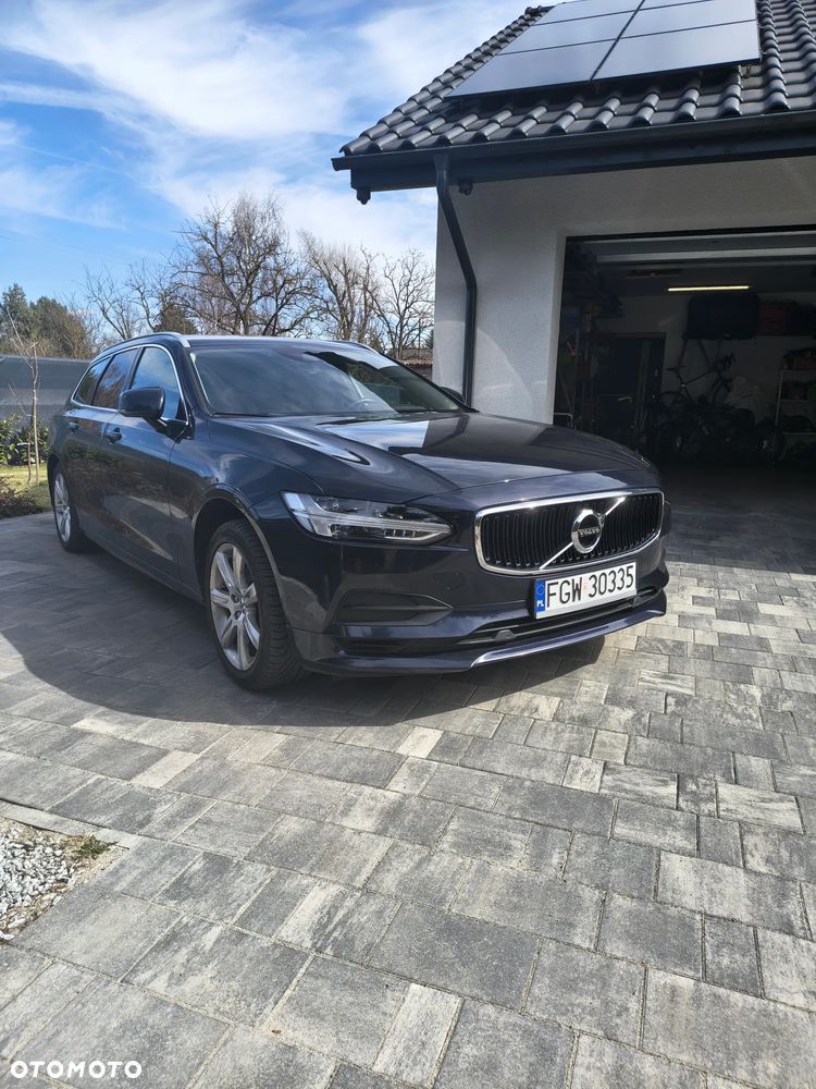 Volvo V90 D3 SCR Momentum Pro - 1