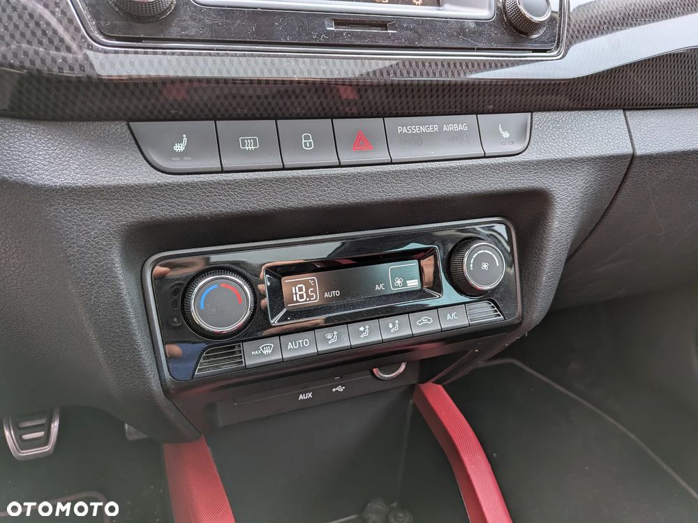 Skoda Fabia 1.0 TSI Monte Carlo - 21