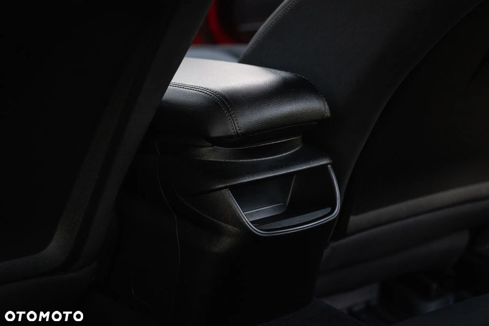 Alfa Romeo Giulia 2.0 Turbo Business - 17