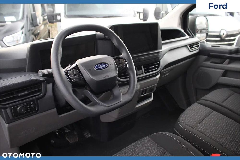 Ford Transit Custom - 8