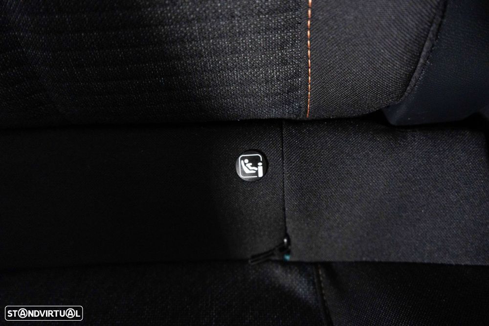 Peugeot 208 1.2 Hybrid Style e-DCS6 - 12