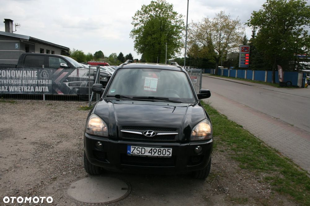 Hyundai Tucson 2.0 Comfort 2WD - 2