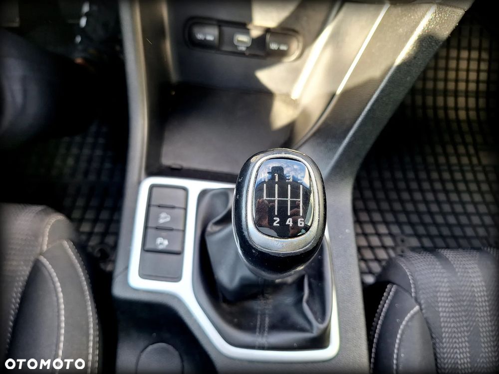 Kia Sportage 1.6 GDI M 2WD - 30