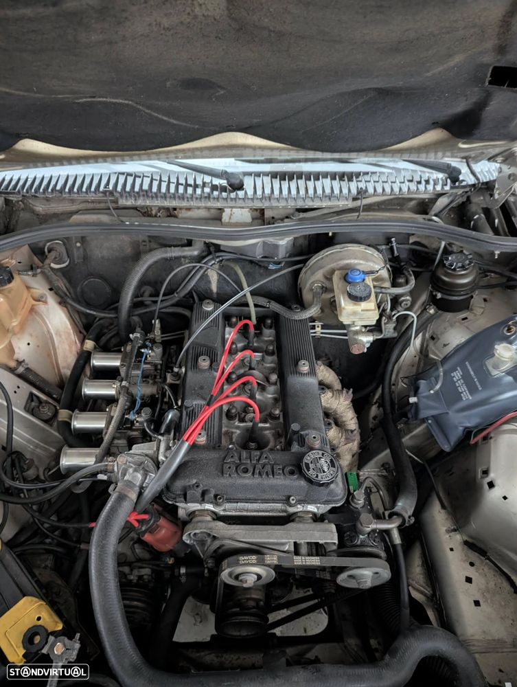 Alfa Romeo 75 - 17