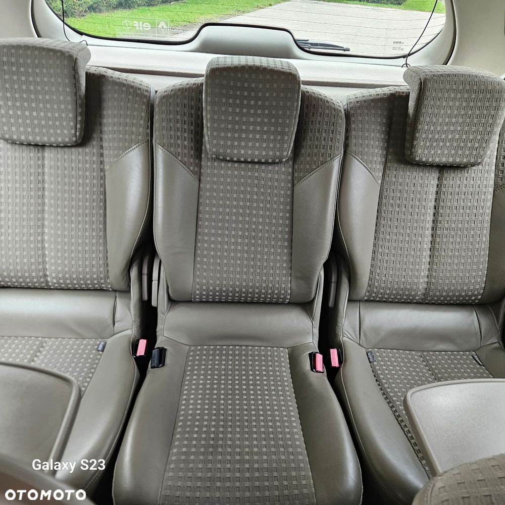 Renault Scenic 1.5 dCi Privilege - 30