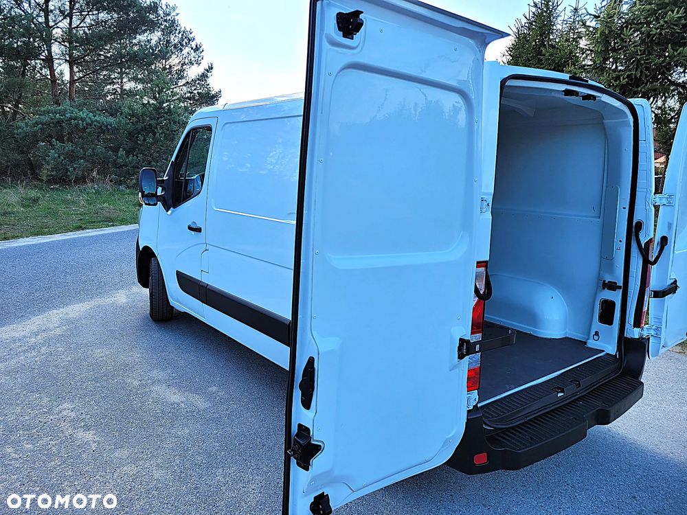 Renault Master - 32