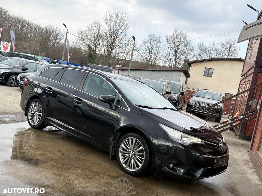 Toyota Avensis 2.0 D-4D Elegance - 35