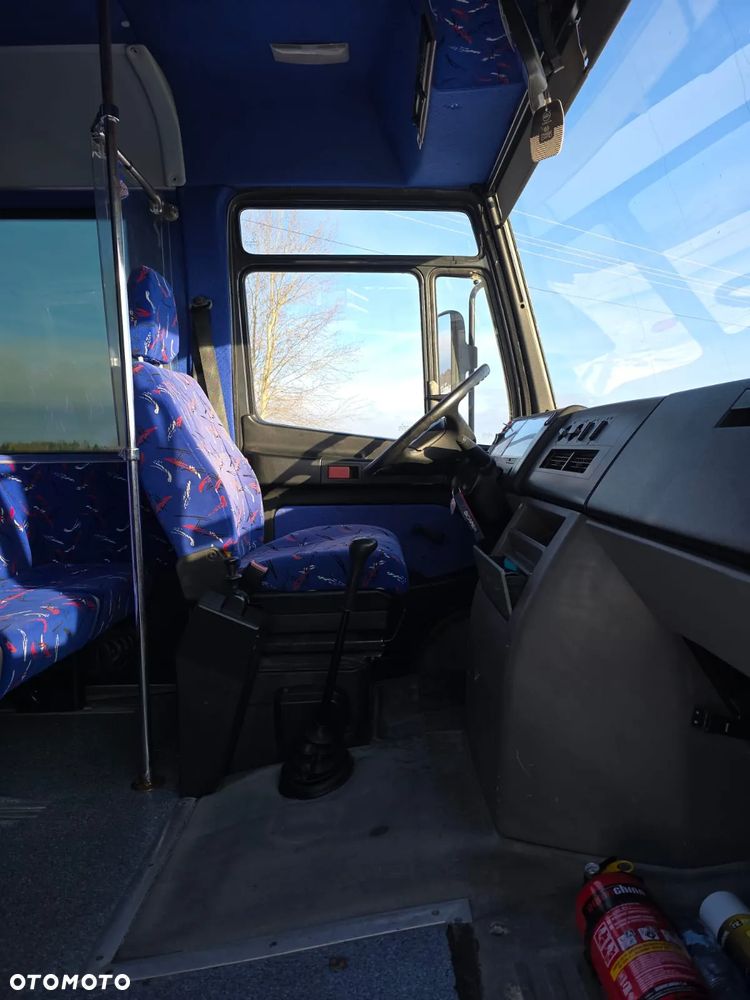 Mercedes-Benz VARIO 614D - 6