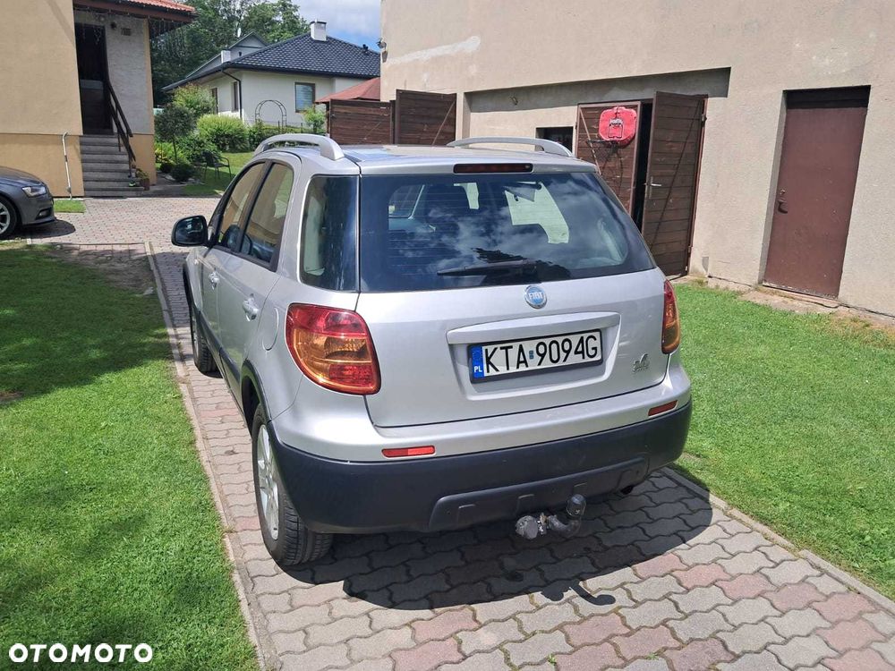 Fiat Sedici - 7