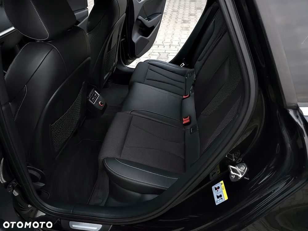 Audi A3 Sportback 2.0 TDI (clean diesel) quattro S tronic S line Sportpaket - 35