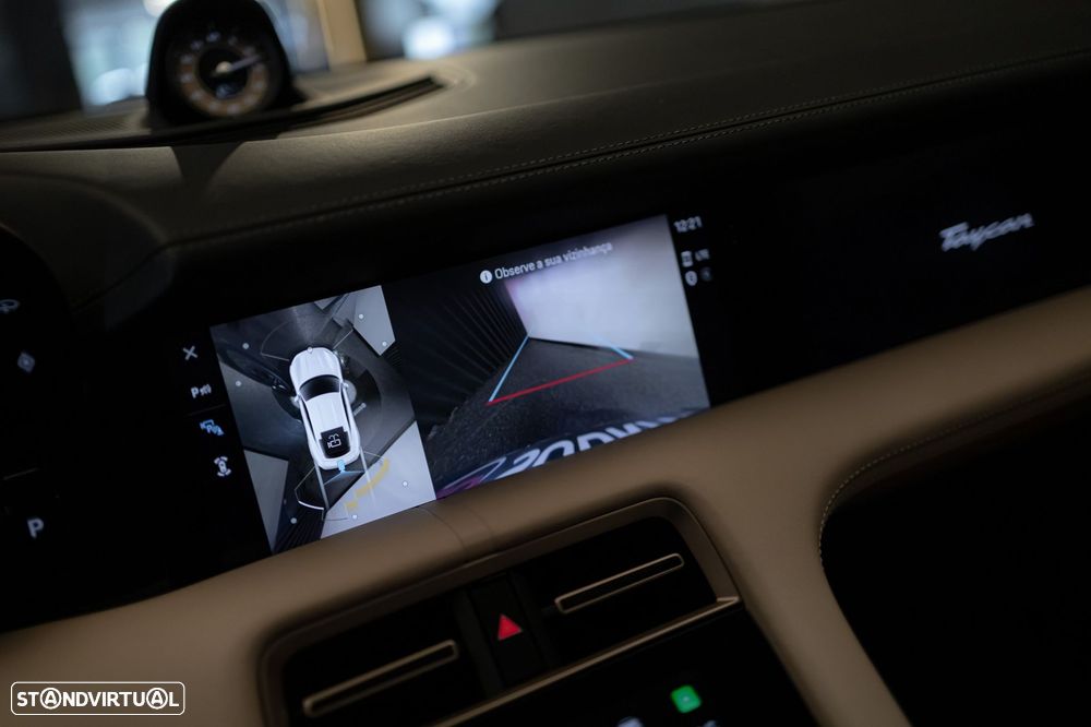 Porsche Taycan Turbo - 53