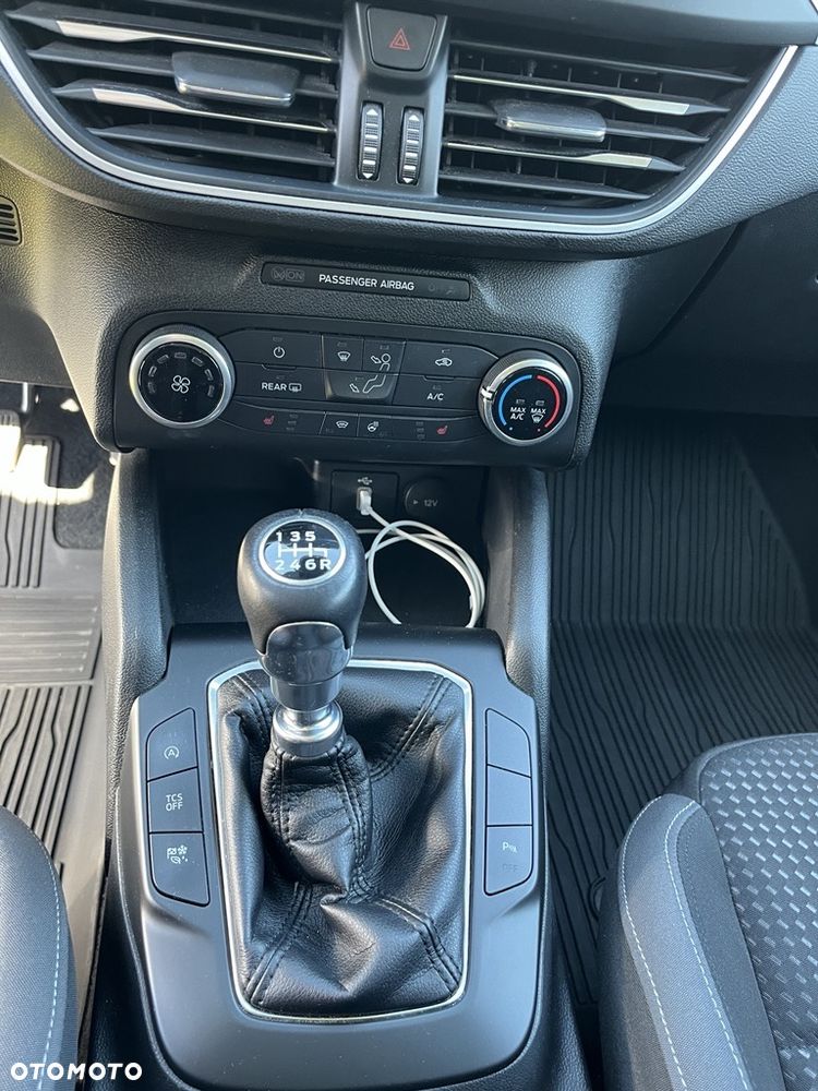 Ford Focus 1.0 EcoBoost Trend Edition Business - 8