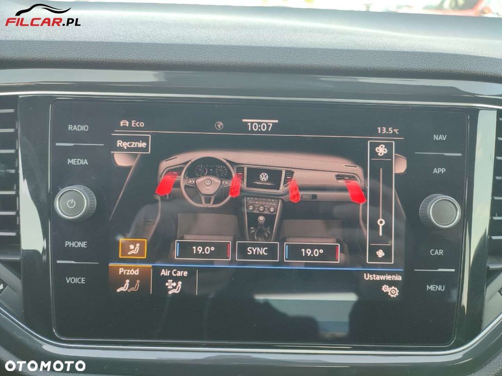 Volkswagen T-Roc - 34