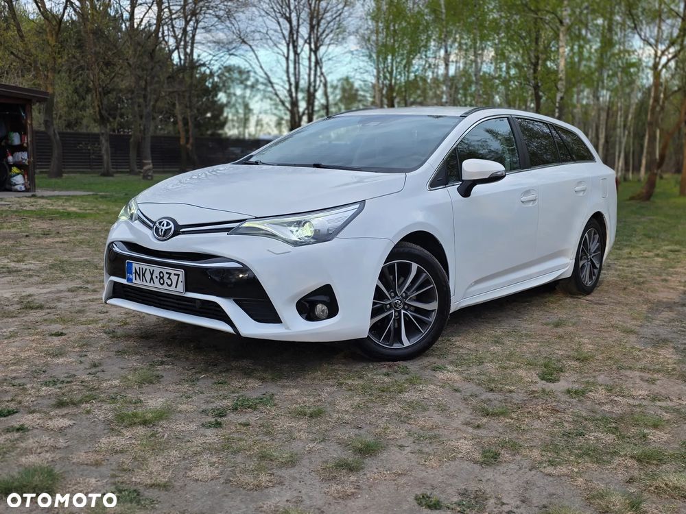 Toyota Avensis Touring Sports 1.8 Multidrive S Business Edition - 9
