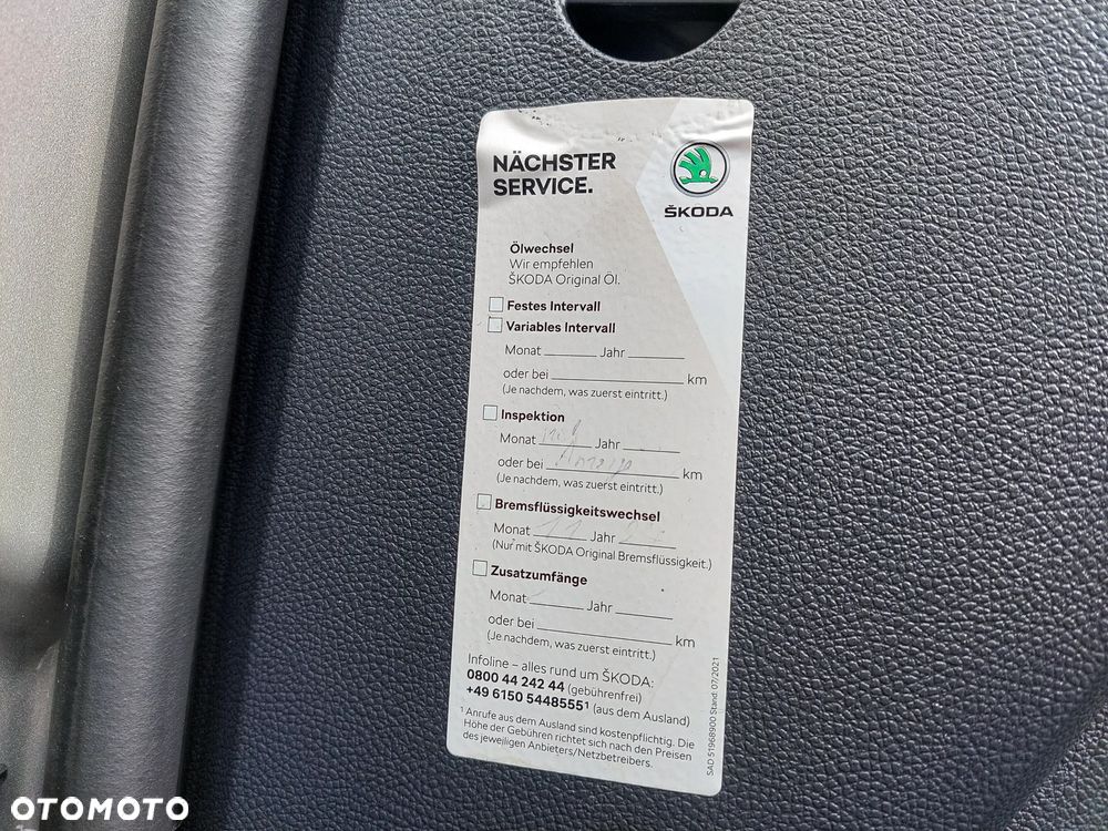 Skoda Octavia 1.6 Combi Style - 27
