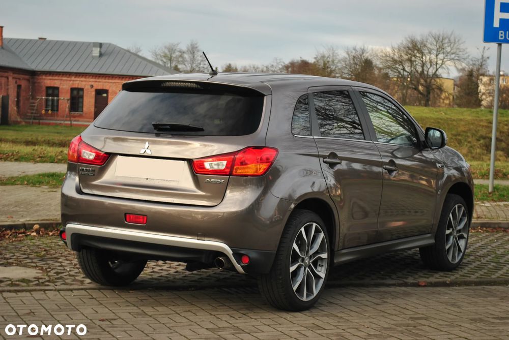 Mitsubishi ASX - 15