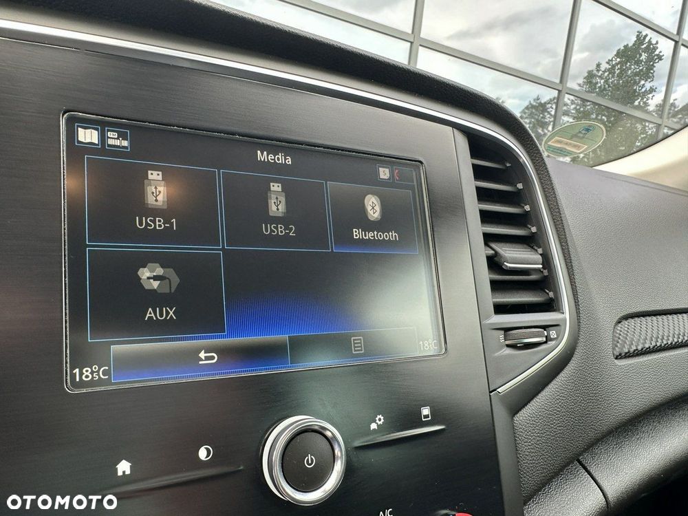 Renault Megane 1.3 TCe FAP Limited - 27