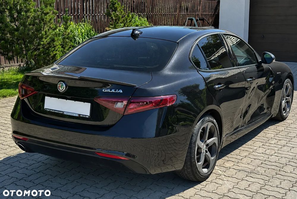 Alfa Romeo Giulia 2.2 D Turbo Super - 7