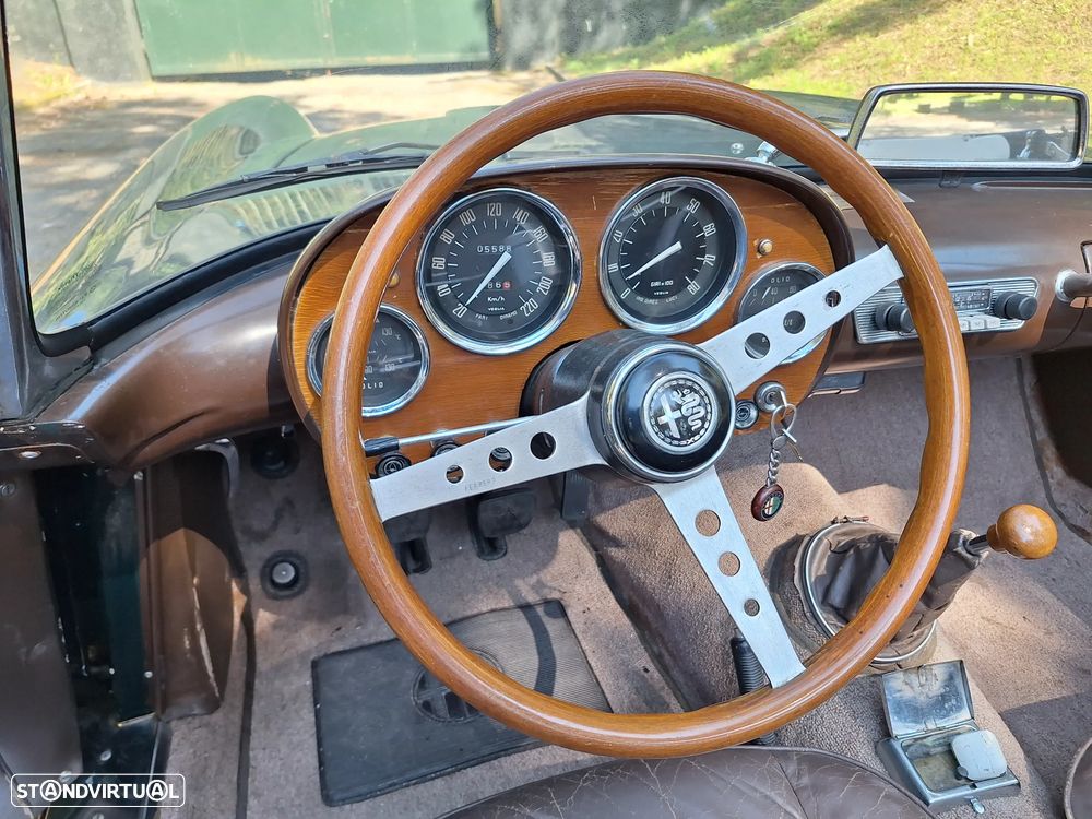 Alfa Romeo Spider - 34
