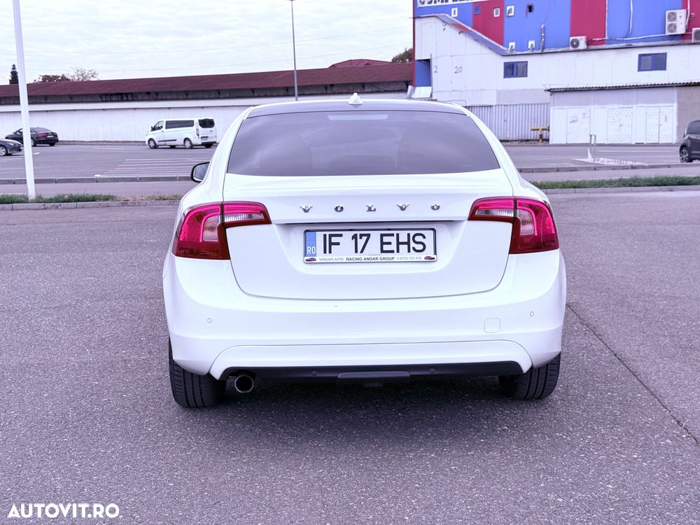 Volvo S60 - 13