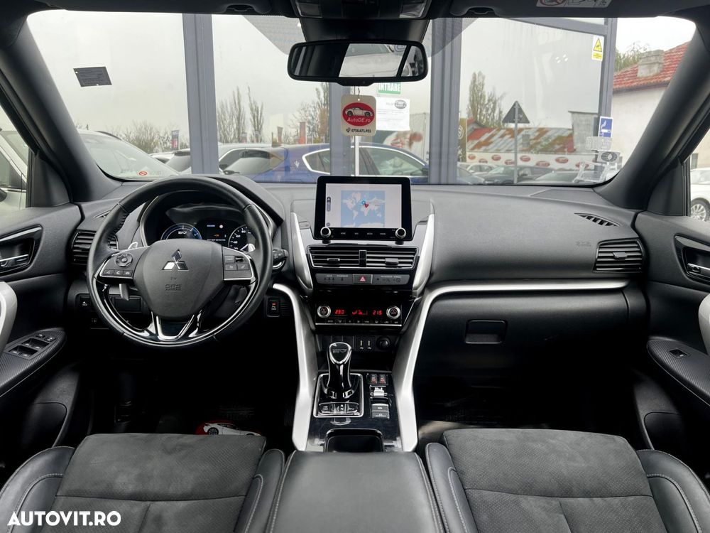 Mitsubishi Eclipse-Cross - 8