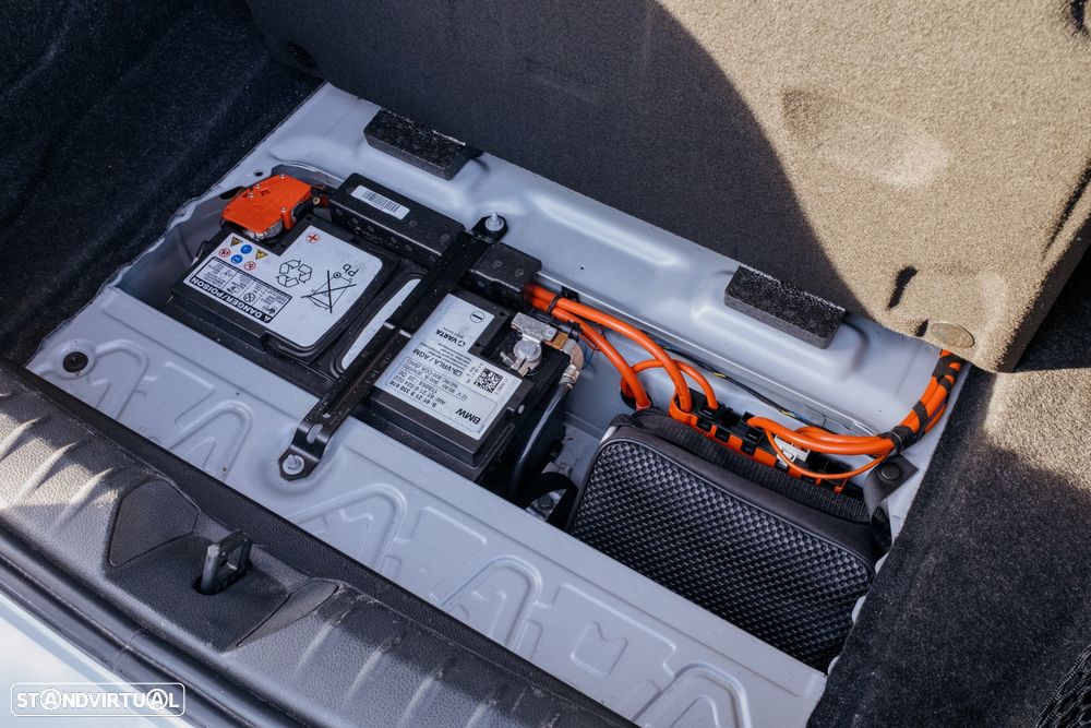 BMW 116 d Line Sport - 13