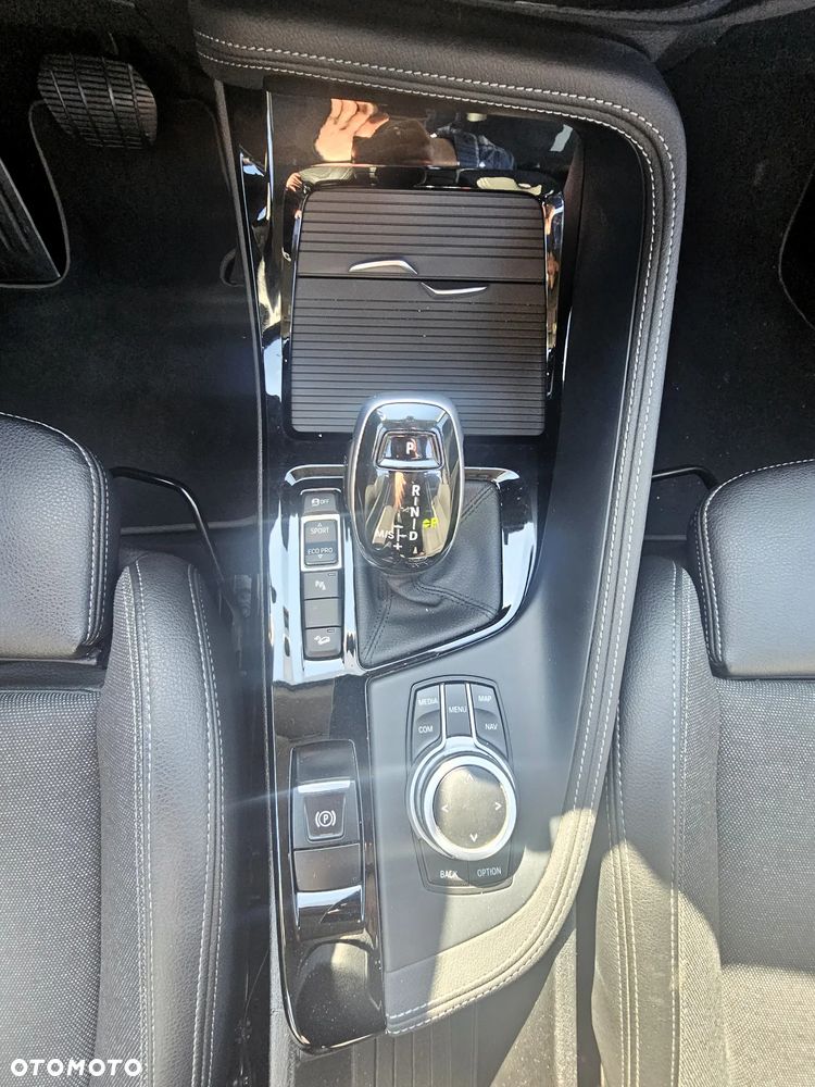 BMW X1 xDrive20d Sport Line - 23