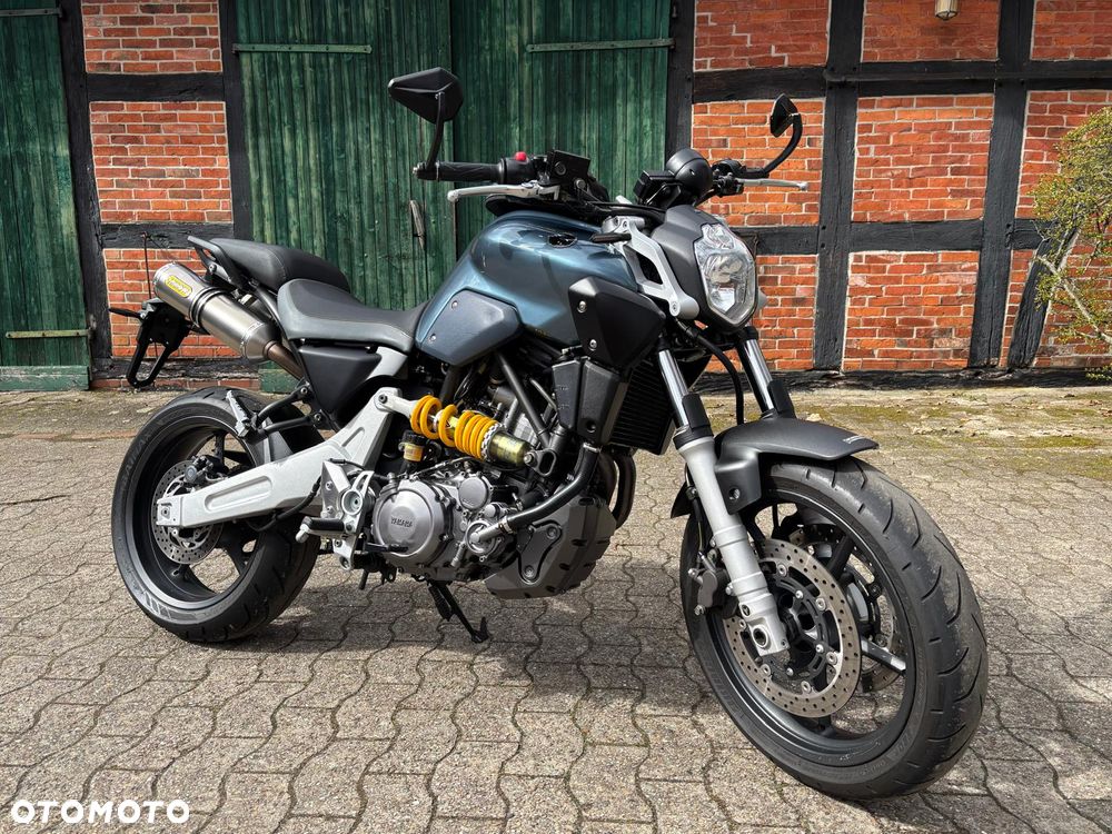 Yamaha MT - 1