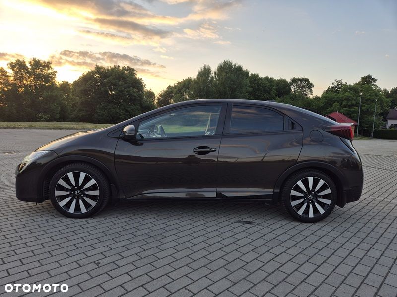Honda Civic 1.6 i-DTEC Executive Black Edition - 6