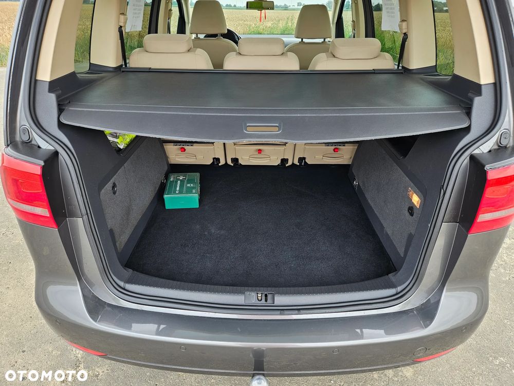 Volkswagen Touran 1.4 TSI DSG Highline - 16