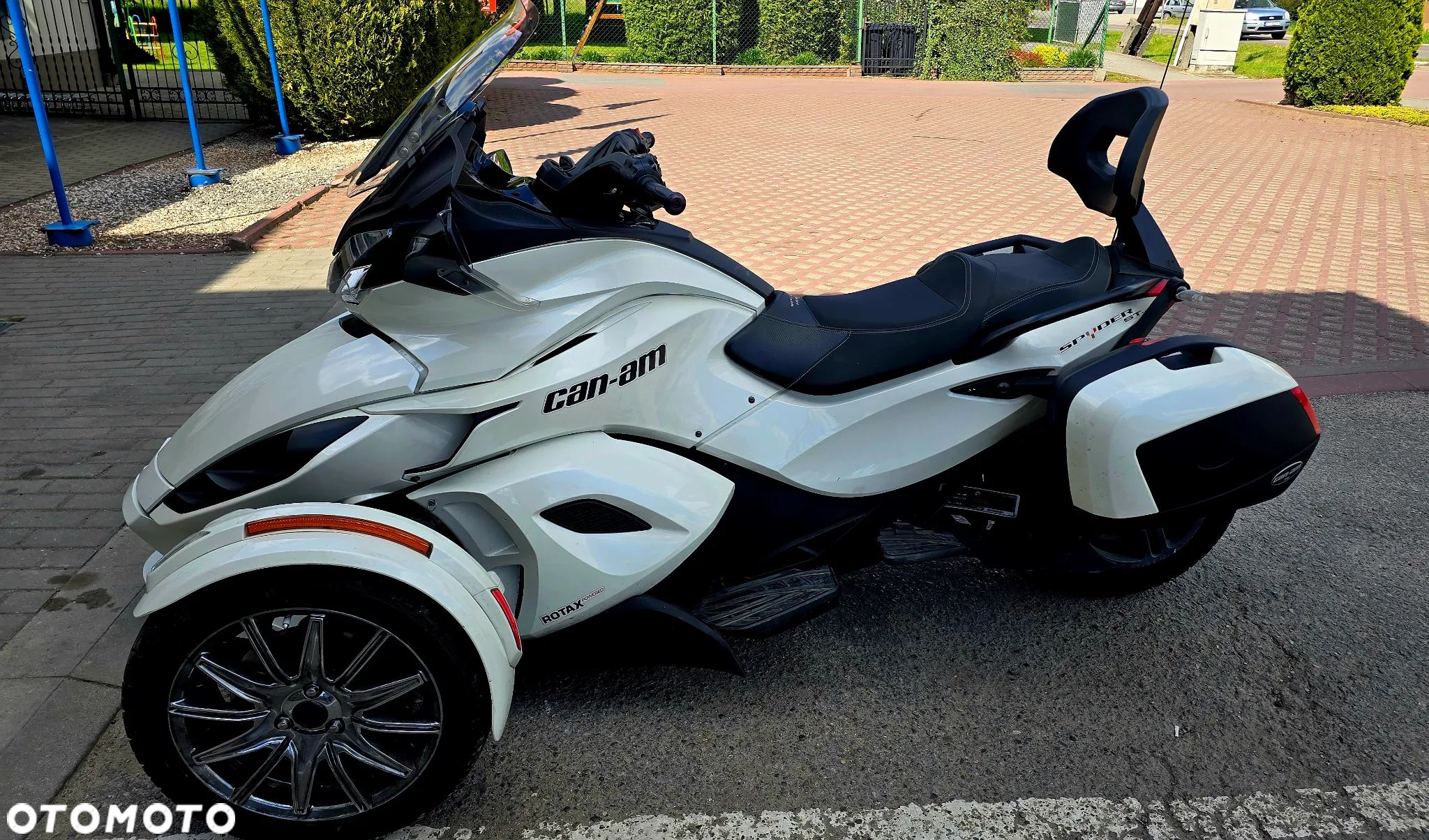 Can-Am Spyder - 1