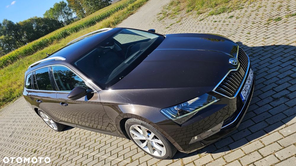 Skoda Superb 2.0 TDI L&K DSG - 24