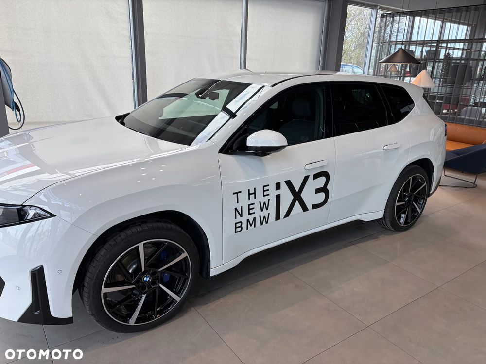 BMW iX3 - 2
