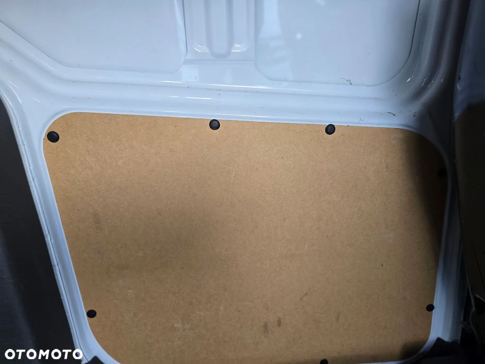 Ford Transit Connect - 19