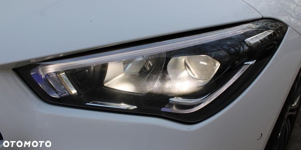 Mercedes-Benz CLA - 40