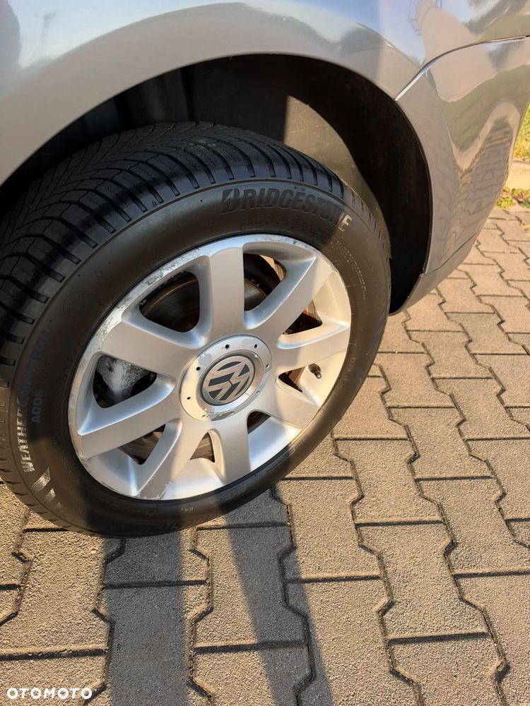 Volkswagen Touran 1.6 United - 26