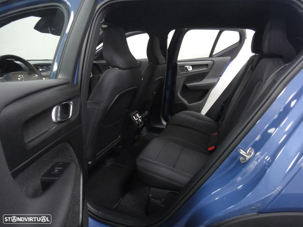 Volvo XC 40 Recharge Plus - 22