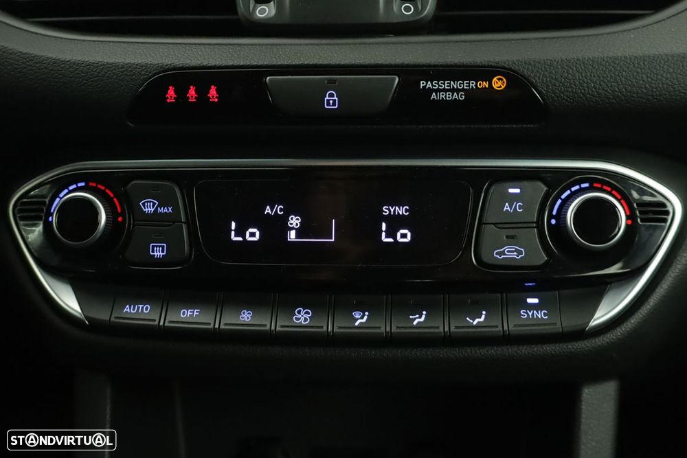 Hyundai i30 1.0 T-GDI Style Plus DCT - 12