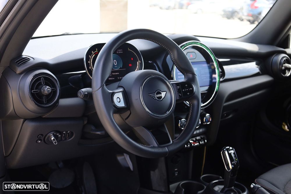 MINI Cabrio Cooper Premium First Essential Auto - 18