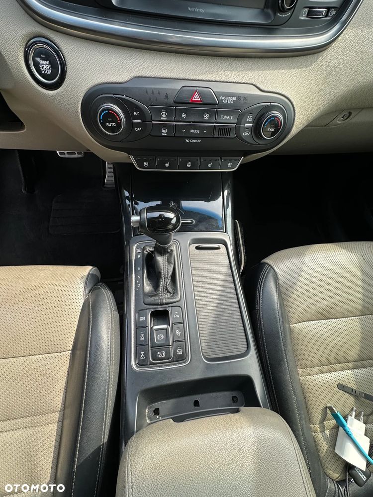 Kia Sorento 2.0 CRDI Business Line Plus - 7