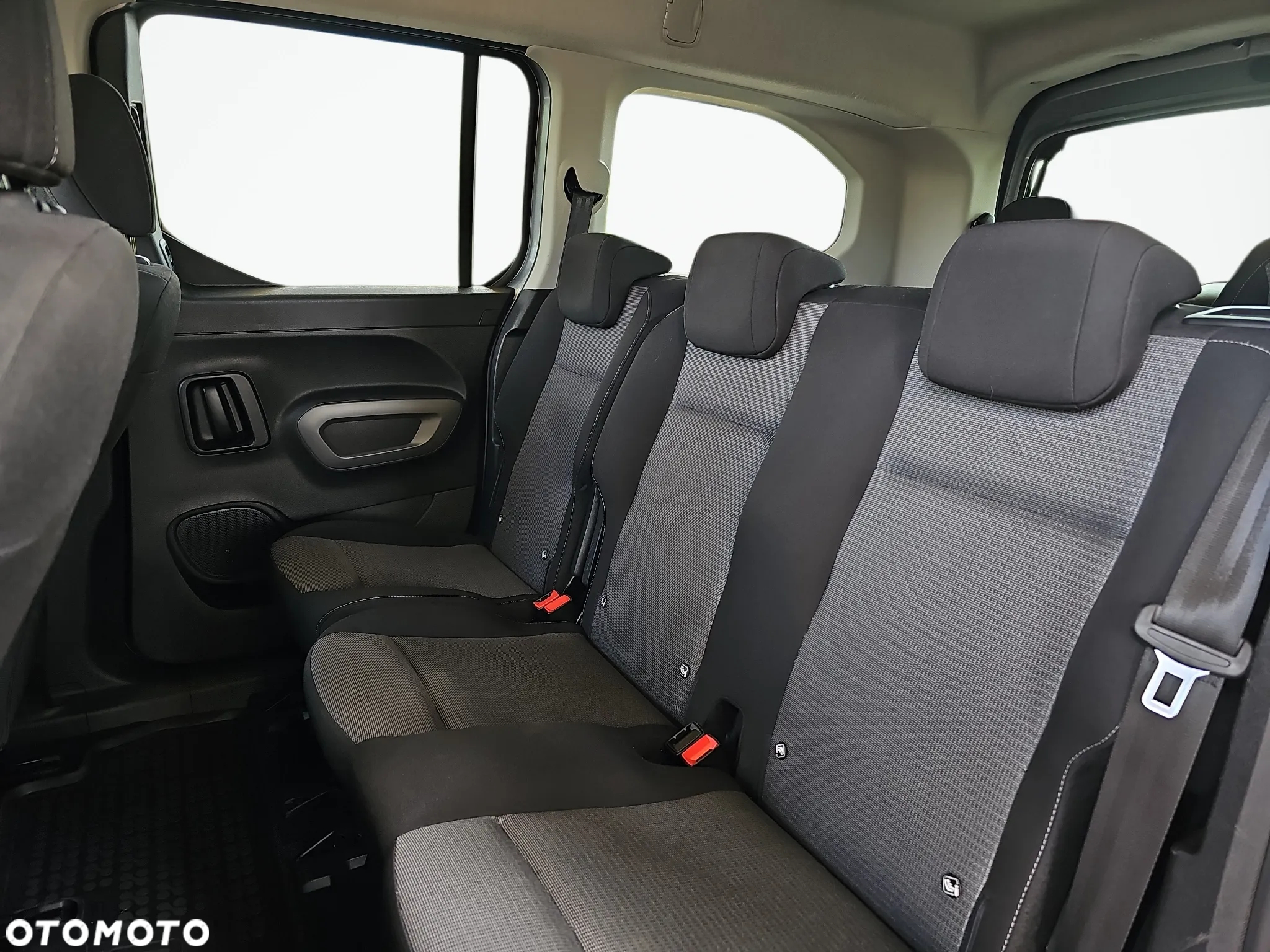 Toyota Proace City Verso Long 1.5 D-4D Business - 14