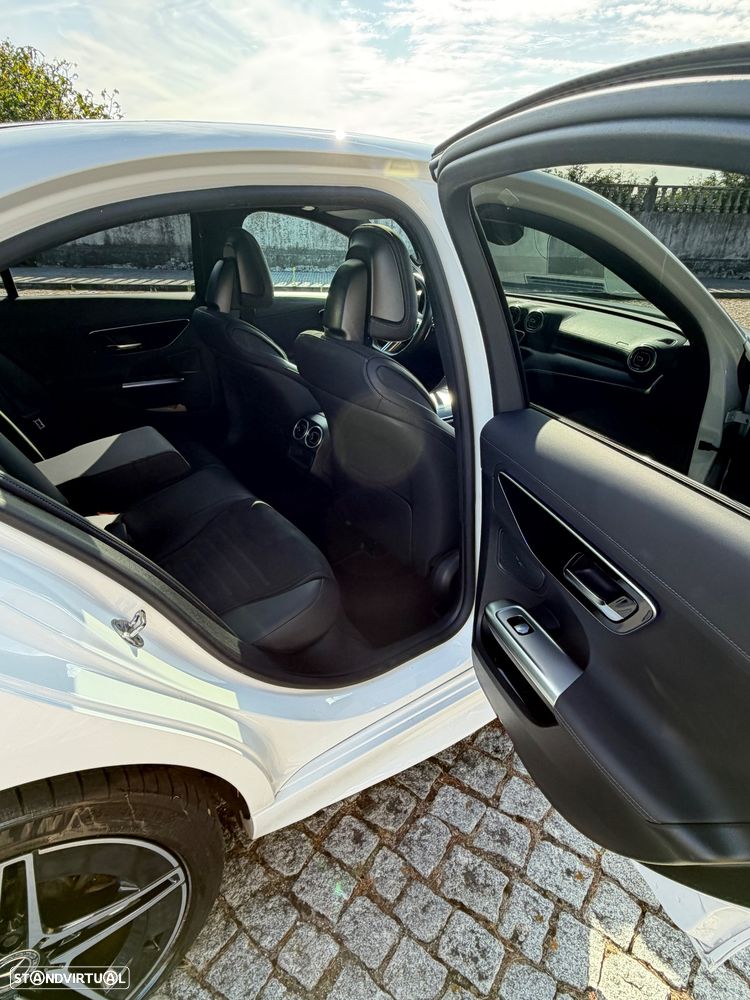 Mercedes-Benz C 300 - 13