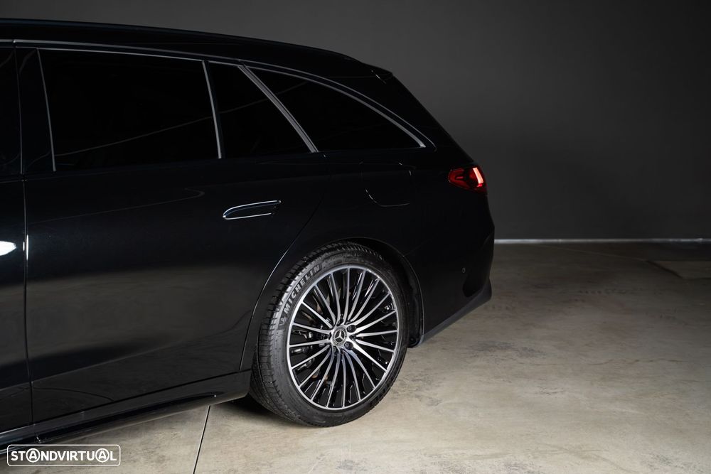 Mercedes-Benz E 300 e 4Matic AMG Line - 9