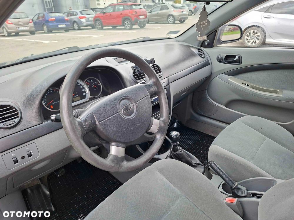 Chevrolet Lacetti - 6